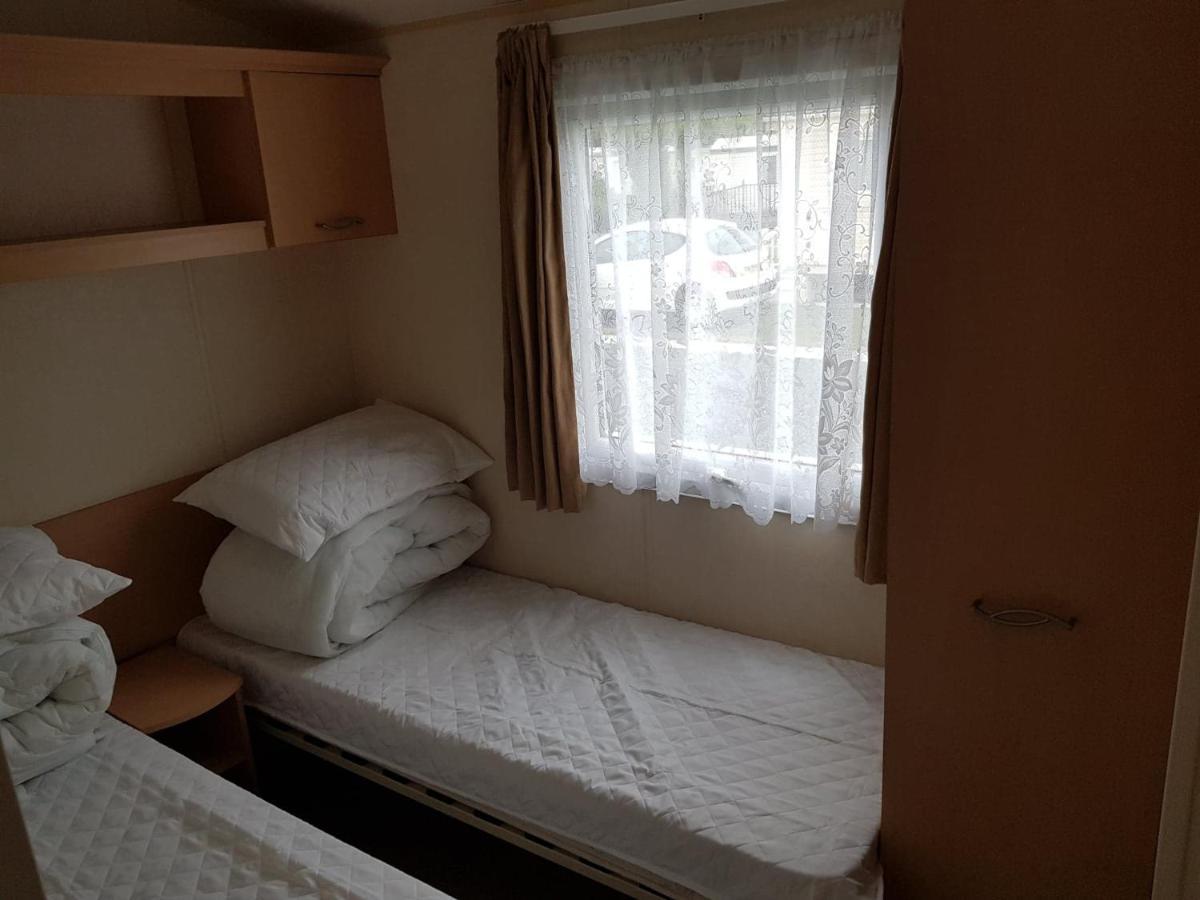 Palm Grove 48 Apartment Chapel Saint Leonards Luaran gambar