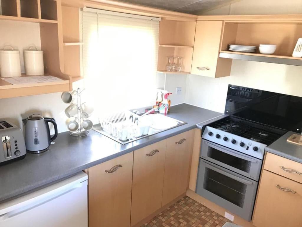 Palm Grove 48 Apartment Chapel Saint Leonards Luaran gambar